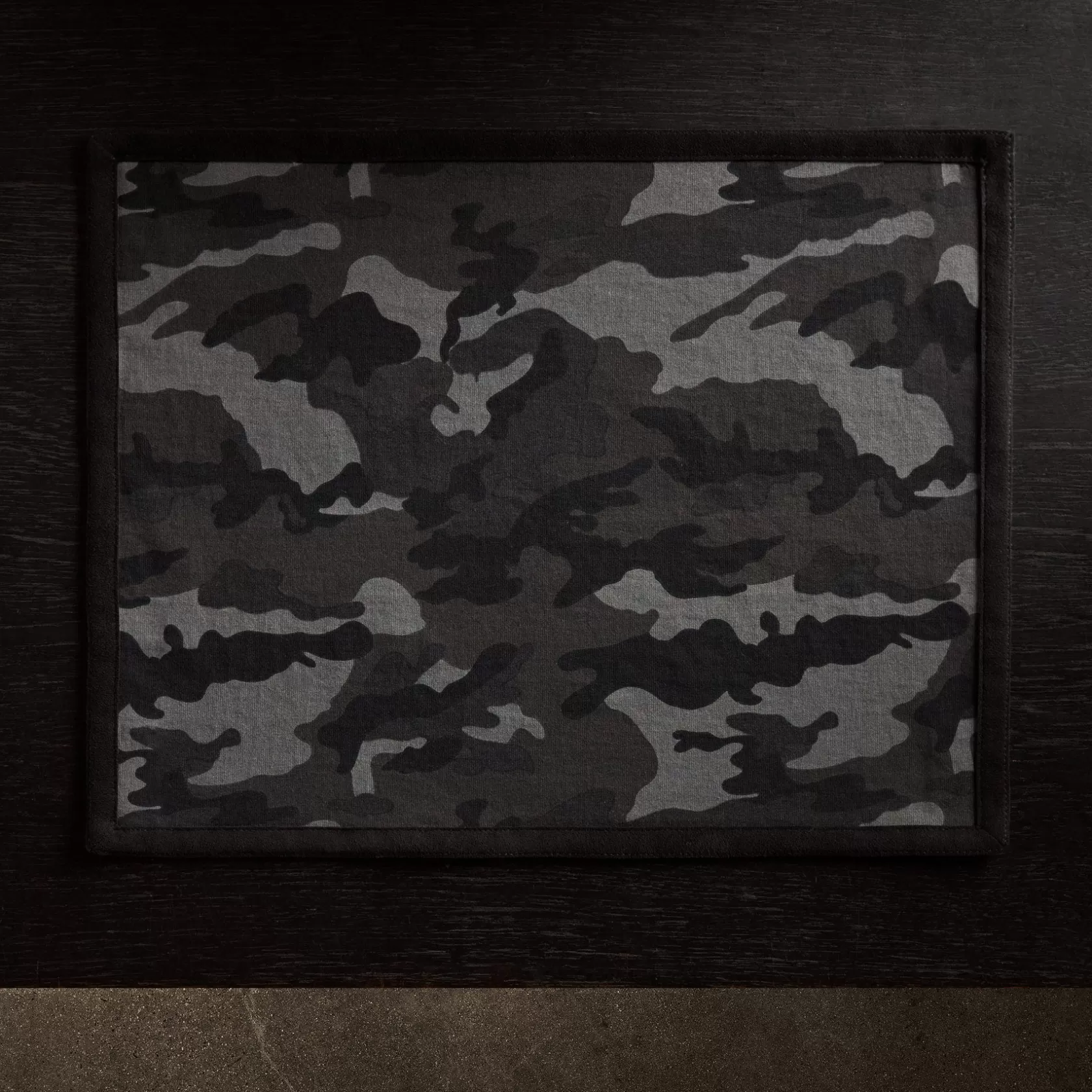 Cheap Camo Placemat With Suede Trim Placemats