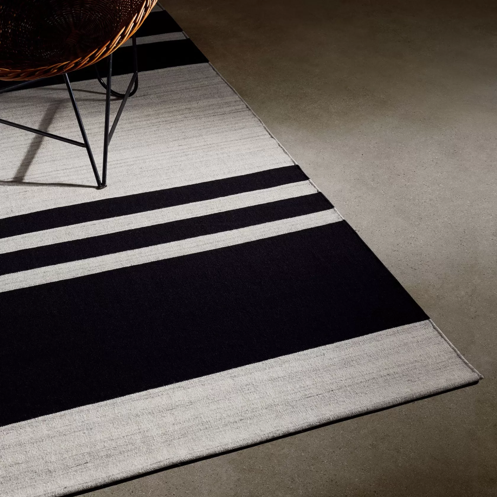 Flash Sale Multi Stripe Area Rug 9Ft X 12Ft Rugs / Runners