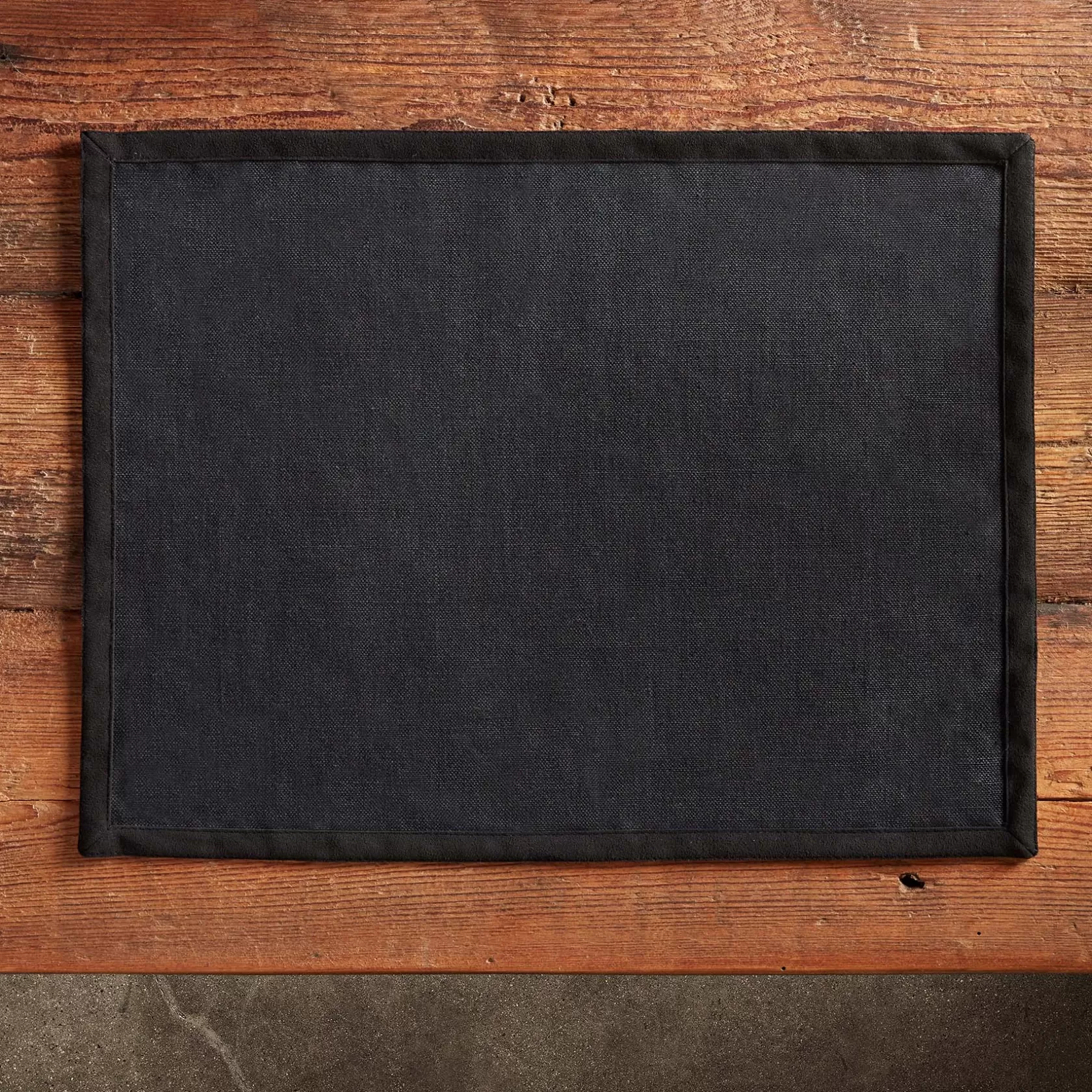 Cheap Placemat With Suede Trim Placemats