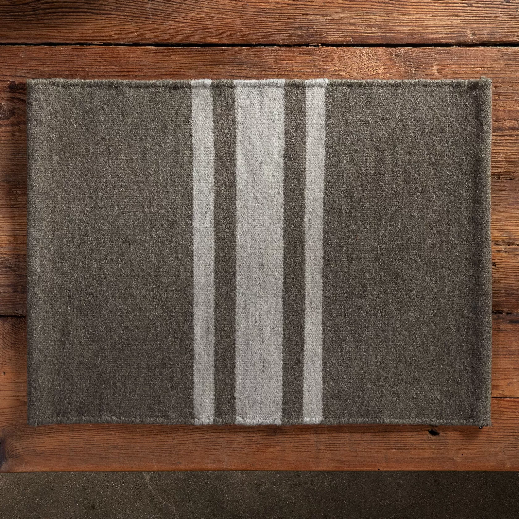 Outlet Wool Striped Placemat Placemats